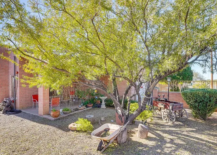 Holiday home Pet-friendly Retreat W/ Kitt Peak Views! *