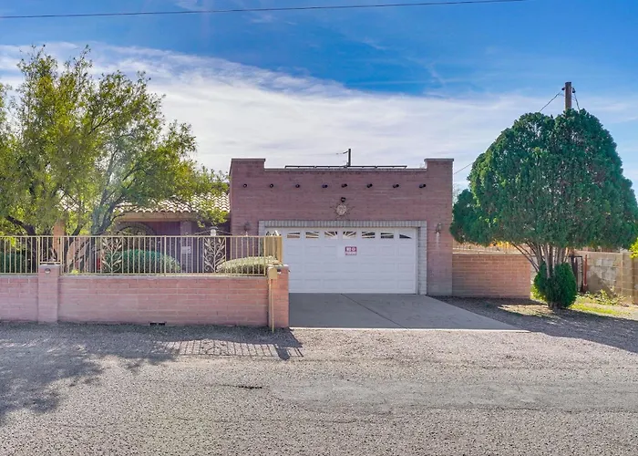 Pet-friendly Retreat W/ Kitt Peak Views!